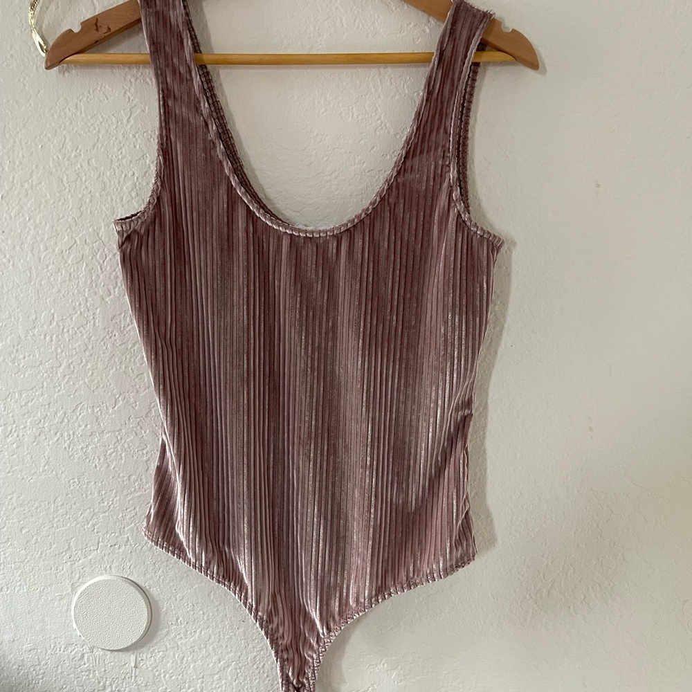 Mauve purple bodysuit never worn